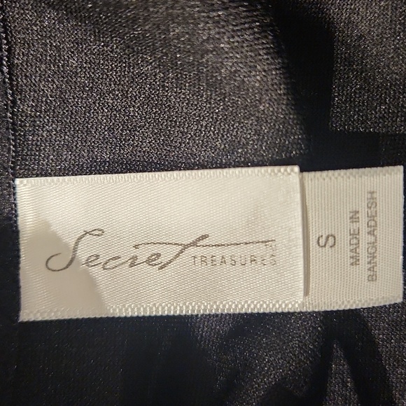 Secret Treasures Black Velvet And Lace Chemise Set - Picture 5 of 6